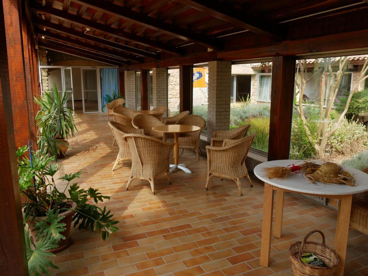 Vacances Bleues Hotel Castel Luberon Apt Dış mekan fotoğraf