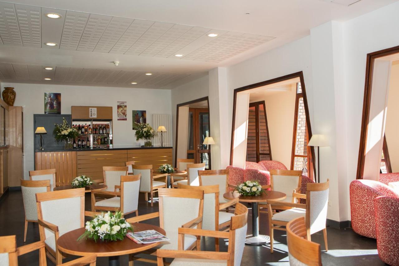 Vacances Bleues Hotel Castel Luberon Apt Dış mekan fotoğraf
