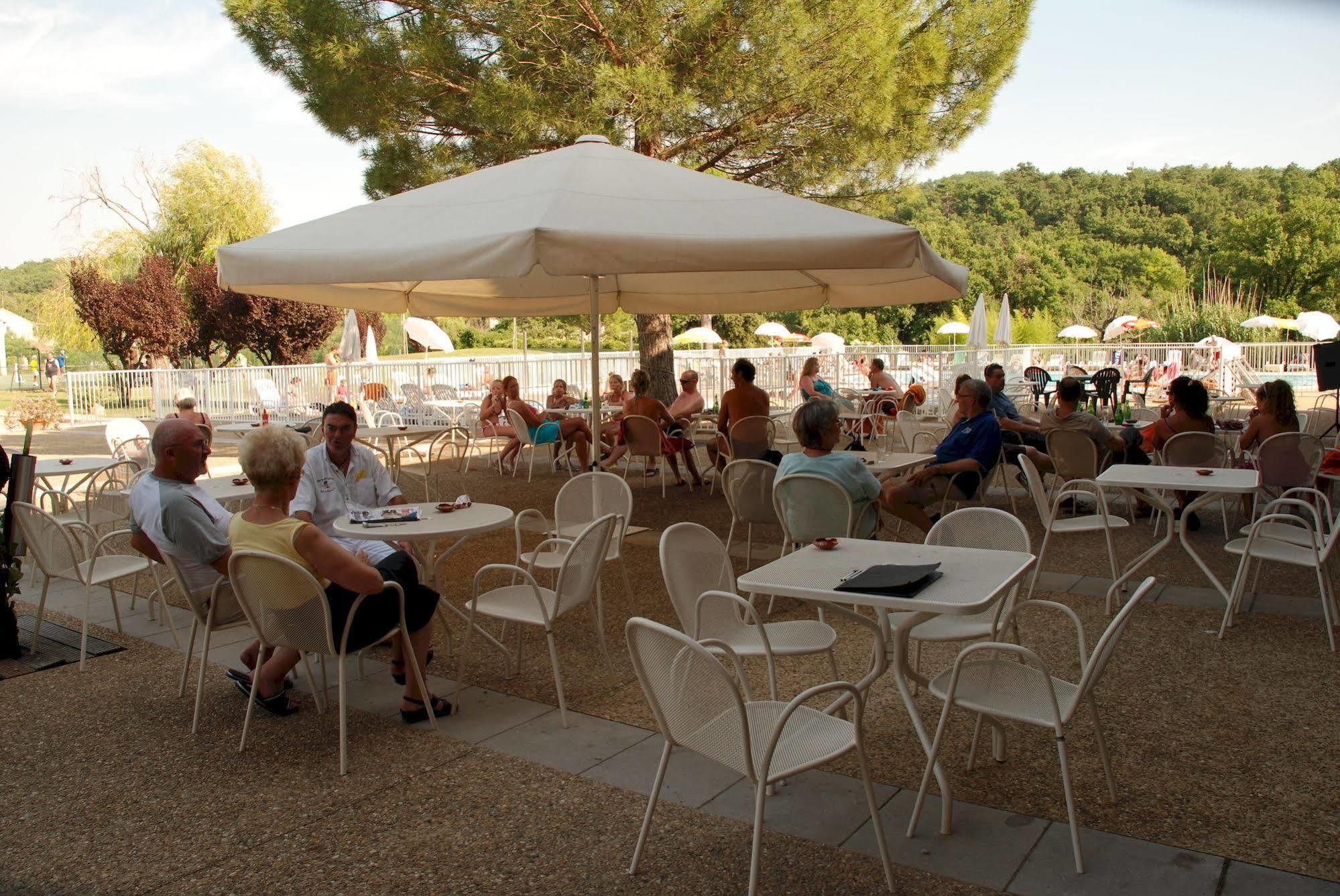 Vacances Bleues Hotel Castel Luberon Apt Dış mekan fotoğraf